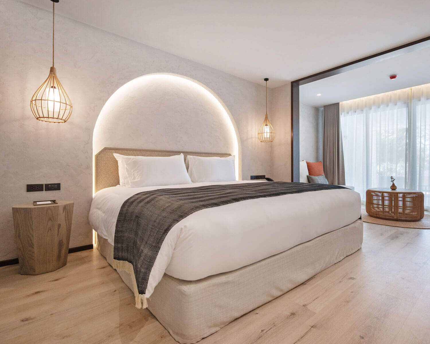 King sized bed