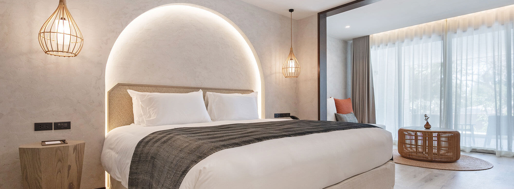 King sized bed